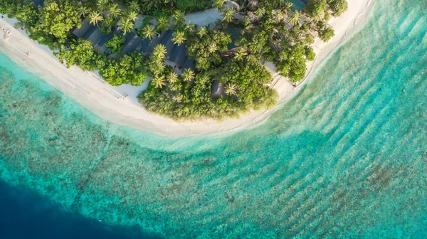 Camera Rotation Island Turquoise Lagoon Maldives Aerial View – stockfoto