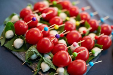 dolması domates peynir ile