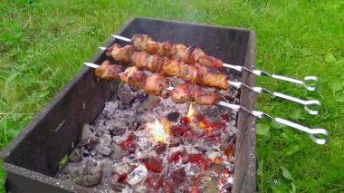 açık havada mangal