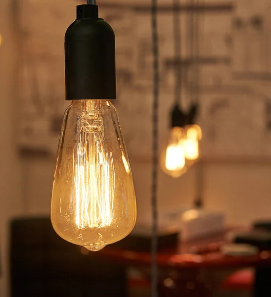 Luksusowy piękny wystrój lampy retro edison — Zdjęcie stockowe