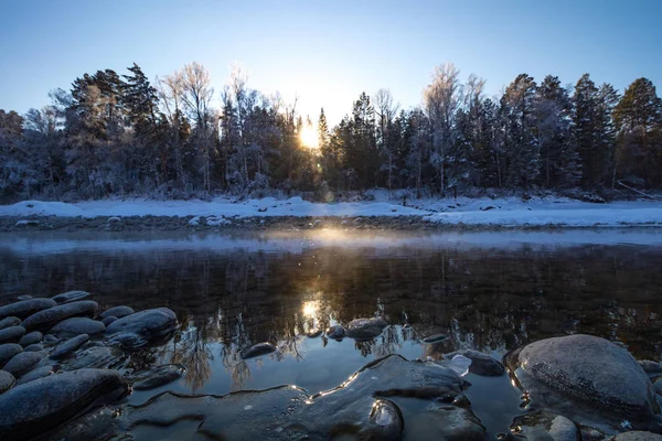 Mountain Lake Swirls Ferry Frosty Evening — Stock Photo, Image