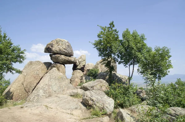 Rock megalith "The dveře z bohyně matka", Buzovgrad, Bulg — Stock fotografie