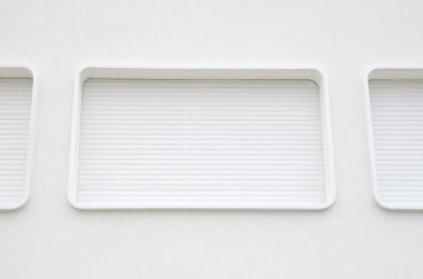 Oval windows ile yeni beyaz dış perde