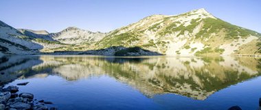 Kremensko Lake, Mount Jano ve Mount Sivria (Ostrets) Pirin p