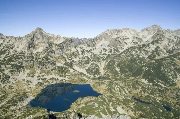 Mont Djangala, mont Polejan et lac Popovo à Pirin National — Photo