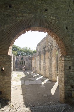 Arnavutluk 'un Butrint kentindeki Büyük Bazilika