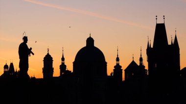 Prag charles Köprüsü şafak