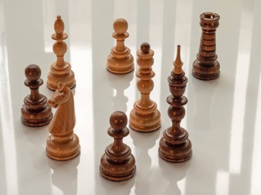 Kuralları ve tahtası olmayan bir oyun