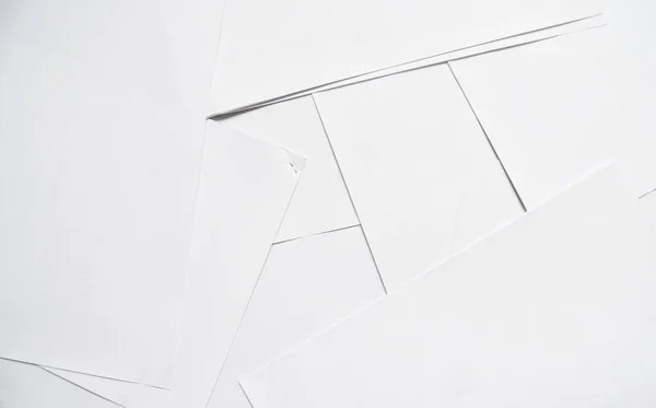 Kağıtlarının Dağıtıldığı Yaratıcı Bir Arkaplan — Stok fotoğraf