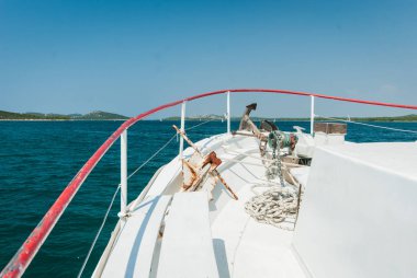 Adriyatik Denizi üzerinde yelken