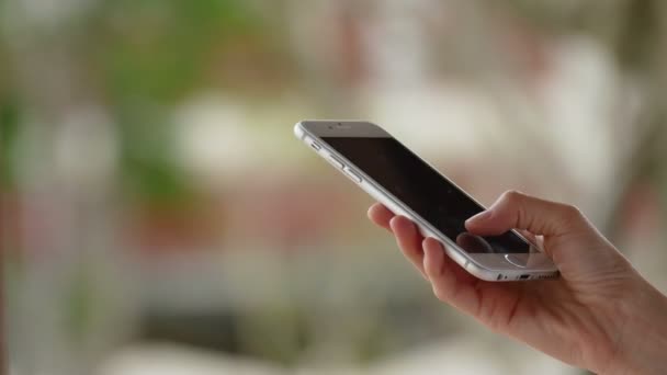 Envoyer un e-mail sur Smartphone — Video