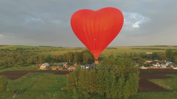 Heißluftballonfahrt — Stockvideo