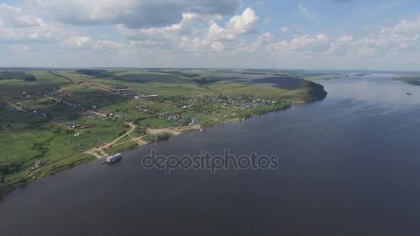 Panorama do Rio Kama de cima — Vídeo de Stock