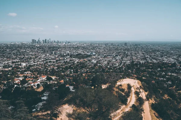 Los Angeles Panorama, California, USA - Cityscape and Griffith Observatory — Stock Photo, Image