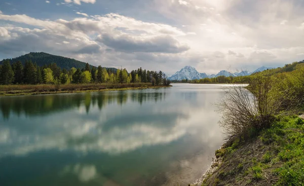 Grand Tetons uit Oxbow Bend, Grand Teton National Park, Wyoming — Stockfoto