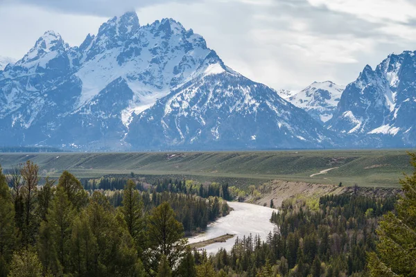 Panoramisch uitzicht op Grand Teton bereik in Grand Teton National Park — Stockfoto