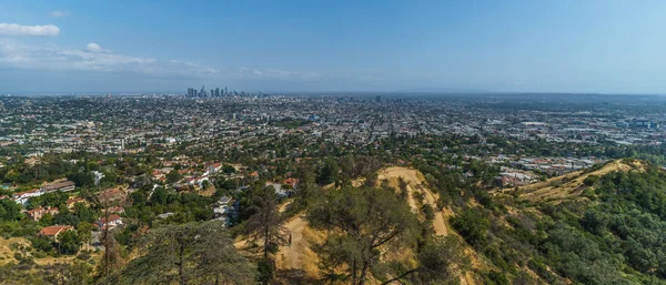 Los Angeles Panorama, Kaliforniya, Usa - Şehir ve Griffith Gözlemevi — Stok fotoğraf