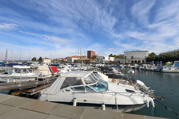 Paisagem costeira em Koper, Eslovénia . — Fotografia de Stock