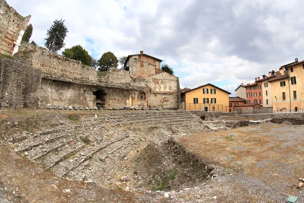 Oude Romeinse theater van Brescia — Stockfoto