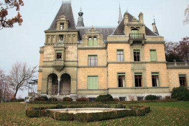 Interlaken, İsviçre yakınındaki geleneksel İsviçre mimarisi