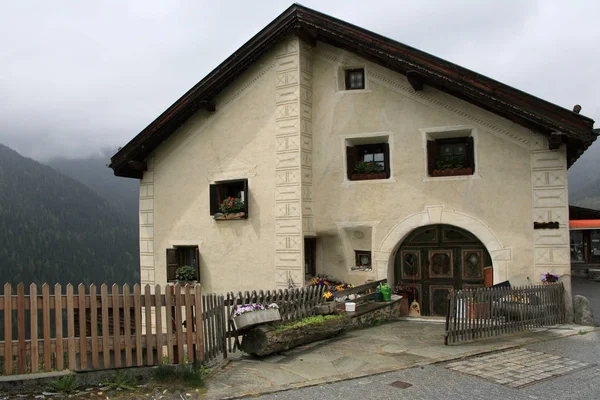 Traditionella Byn Guarda Engadine Dalen Schweiz — Stockfoto
