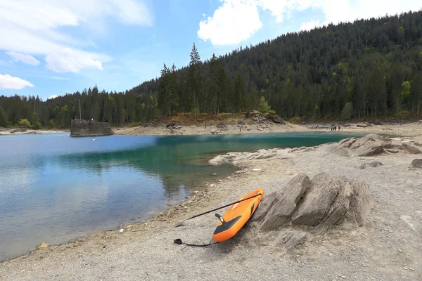 Flims Schweiz Maj 2016 Landskap Vid Sjön Caumasee Den Maj — Stockfoto