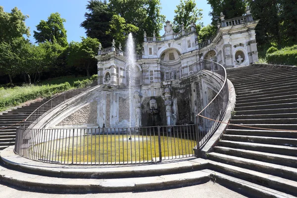 Turín Italia Mayo 2016 Fuente Jardín Del Castillo Regina Mayo —  Fotos de Stock