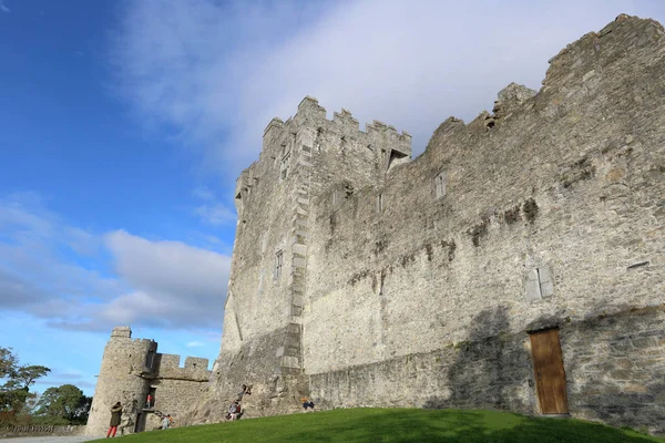 キラーニー アイルランド 2018年10月14日 2018年10月14日にアイルランドのキラーニーにある国立公園のロス城 歴史的建造物である — ストック写真