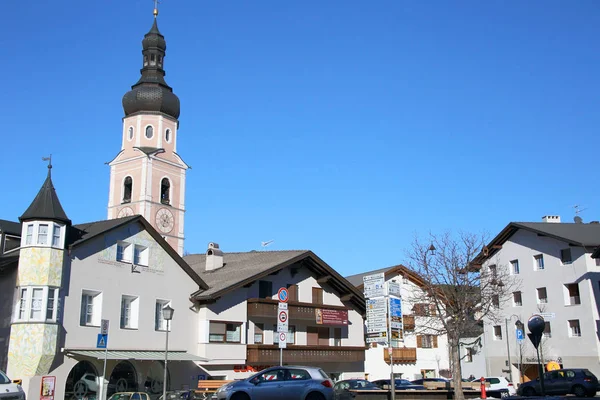 Kastelruth Italia Dicembre 2017 Villaggio Alpino Cappella Nelle Dolomiti Dicembre — Foto Stock