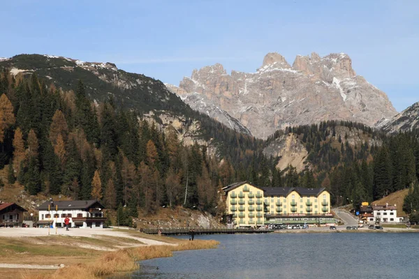 Dolomites Italia April 2014 Paisaje Alpino Pueblo Misurina Abril 2014 — Foto de Stock