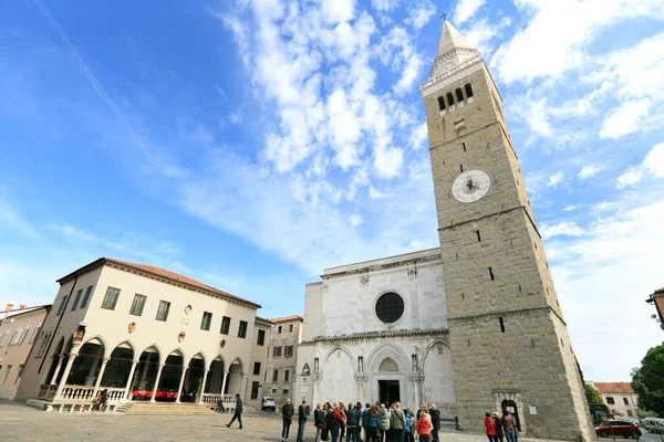 Koper Slovenien Okt 2016 Medeltida Torget Okt 2016 Koper Slovenien — Stockfoto