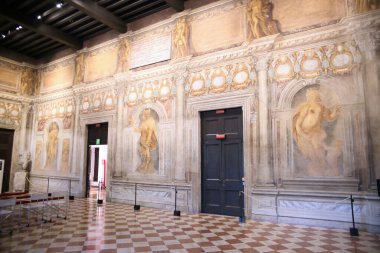 Vicenza, İtalya - 13 Eylül 2019: 13 Eylül 2019 'da İtalya' nın Vicenza kentinde bulunan Teatro Olimpico 'nun İçişleri Bakanlığı. Bu bir unesco dünya mirası..