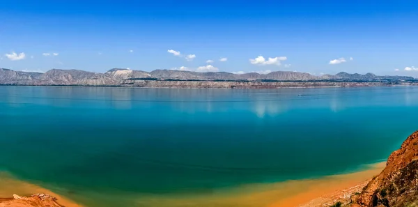 The liujiaxia reservoir — Stock Photo, Image