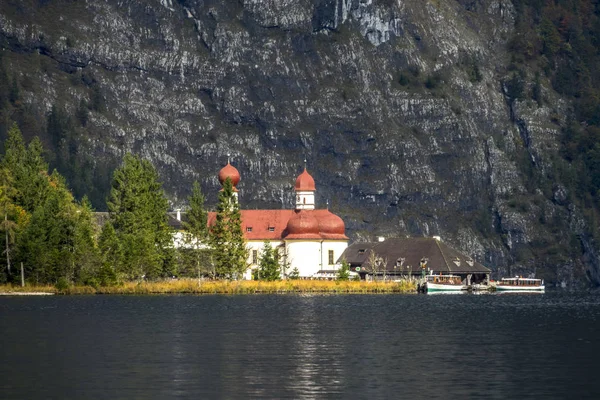 Die berühmte Kirche des Bartholomäus — Stockfoto