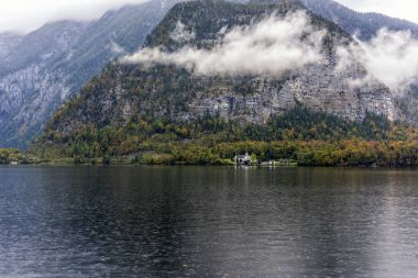 Güzel Hallstatt Gölü