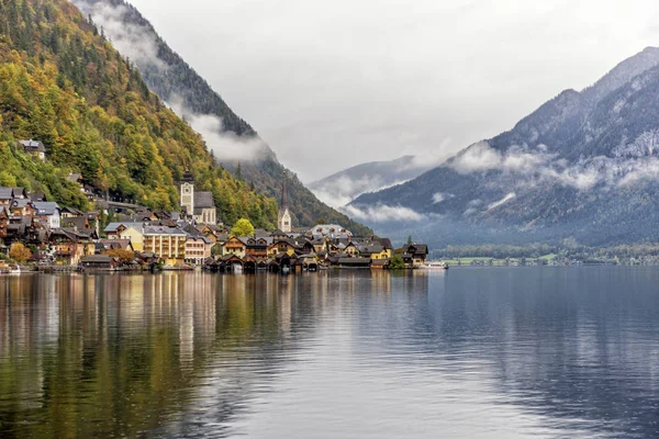 A gyönyörű Hallstatt-tó — Stock Fotó