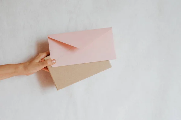 Woman Holds Hand Paper Envelope Box New Mail Message Postal — ストック写真