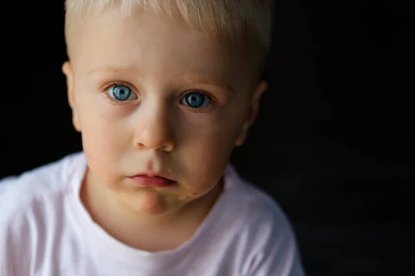 Portrait Little Blond Boy Blue Eyes — Stock Photo, Image