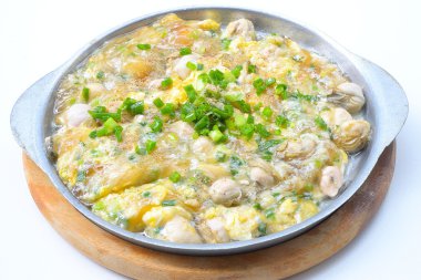Çene istiridye omlet.