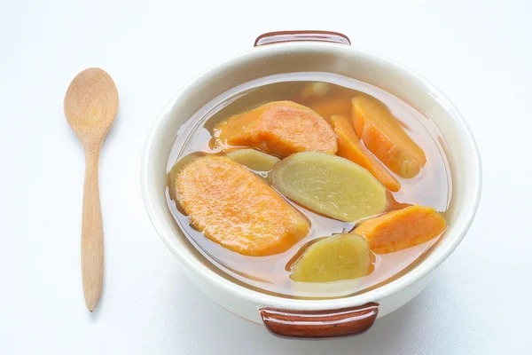 Asya tatlı çorba. Zencefil ile haşlanmış patates çorbası