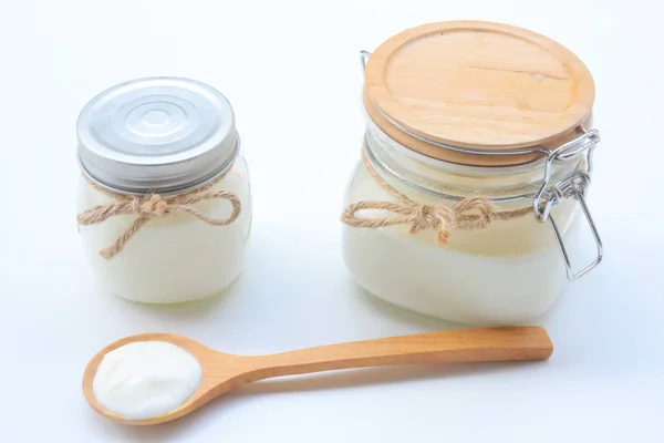 Домашній йогурт для здорового харчування та сніданку — стокове фото