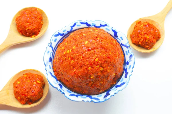 Rote Currypaste aus thailändischen Kräutern. — Stockfoto