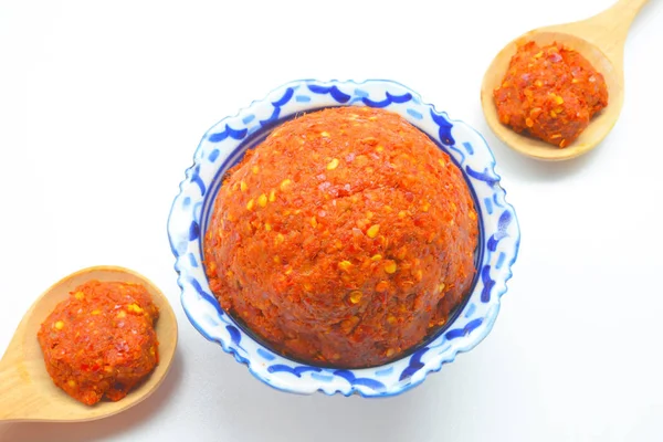 Rote Currypaste aus thailändischen Kräutern. — Stockfoto