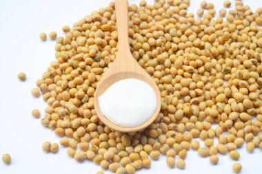 Organik yoğurt soya sütü yapılır.