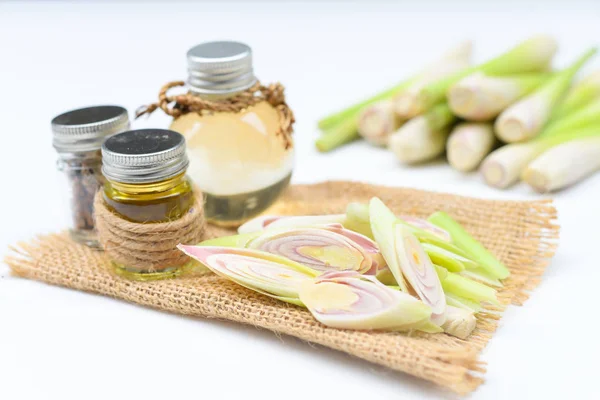 Natuurlijke Spa Ingrediënten Citronella Etherische Olie Met Aromatherapie — Stockfoto