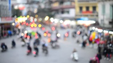 gece trafik lambası, hareketli bokeh daireler gece trafik defocused. Hanoi-vietnam