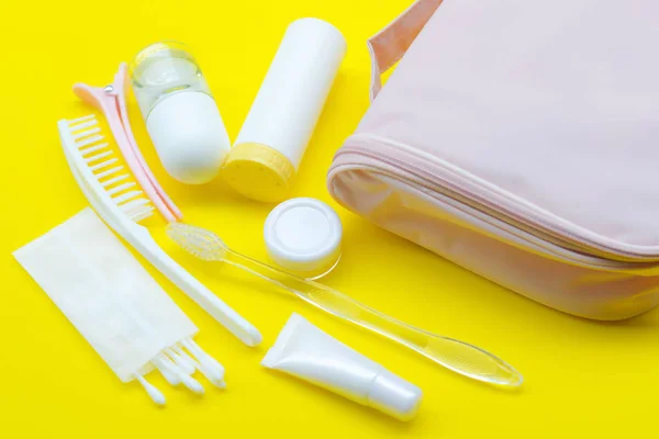 Duş set ve havlu küçük banyo çanta.