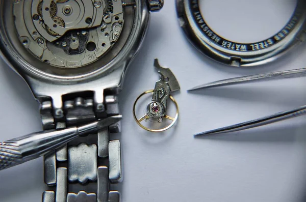 Mechanical Watch Pendulum Metal Clock Close View Macro — Stock Photo, Image