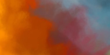 Taranmış Boyalı Soyut Arkaplan. Fırça darbesi ile boyanmış. Sanatsal canlılık ve renkli duvar kağıdı.