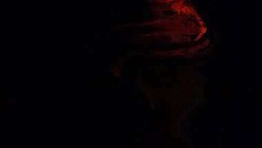 Modern sanat. Renkli çağdaş sanat eserleri. Renkli boya darbeleri. Soyut arkaplanda fırça darbeleri. fırça boyası.